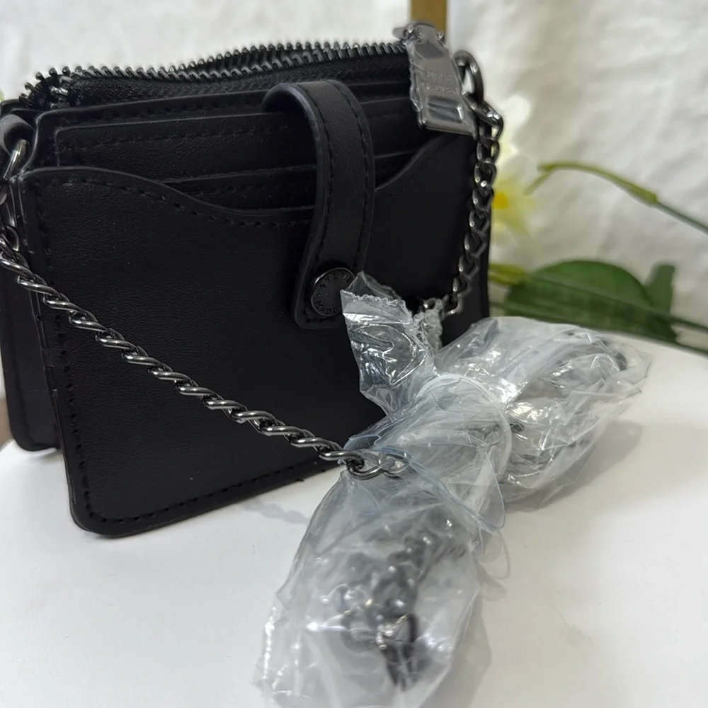 Steve Madden Black Key Card Holder Accessory